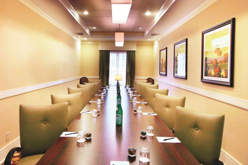DoubleTree Suites by Hilton at The Battery Atlanta - image 35