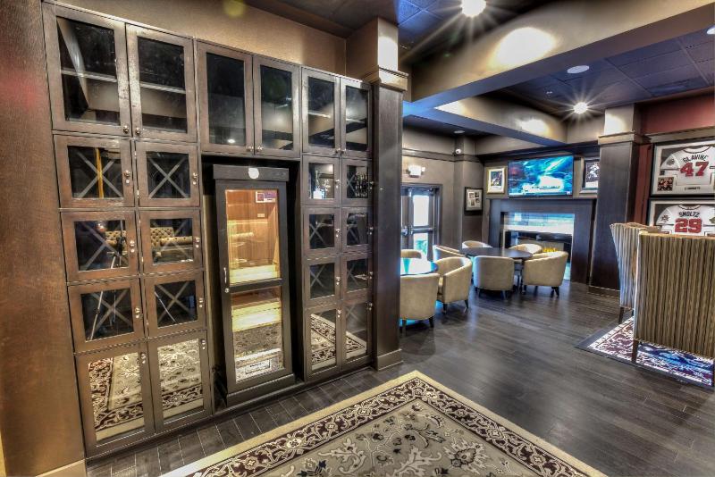 DoubleTree Suites by Hilton at The Battery Atlanta - image 39