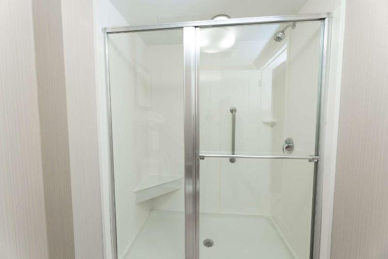 One-Bedroom King Suite - Non-Smoking image 1