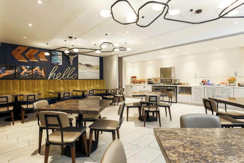 DoubleTree By Hilton Hotel Austin-University Area - image 2