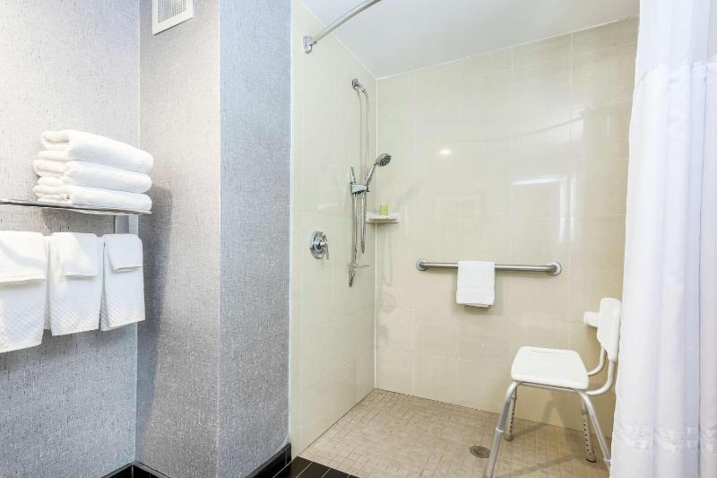 DoubleTree By Hilton Hotel Austin-University Area - image 35