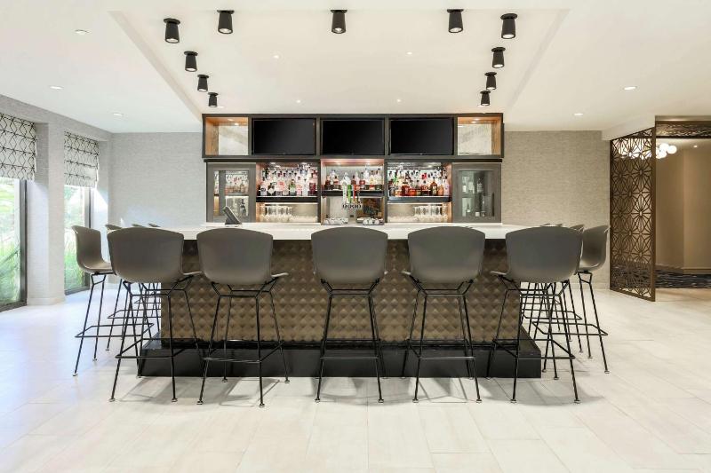 DoubleTree By Hilton Hotel Austin-University Area - image 20