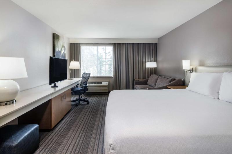 King Room image 1