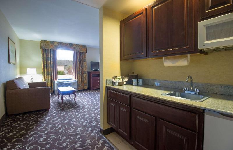 King Family Room image 1