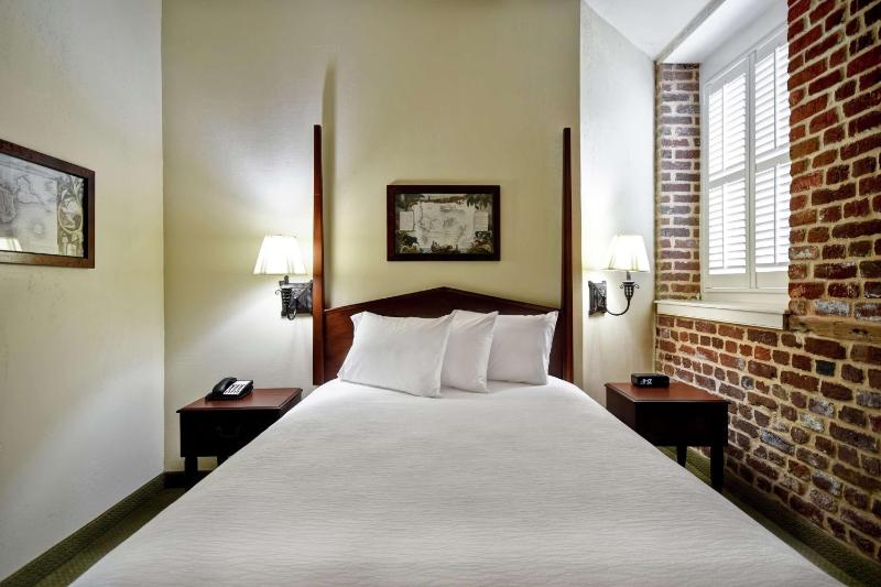 Embassy Suites by Hilton Charleston Historic District - image 13