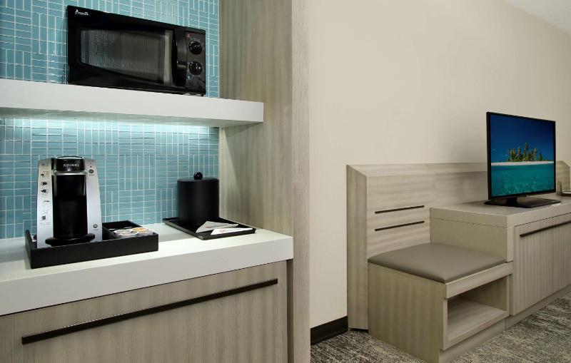 King Room image 3