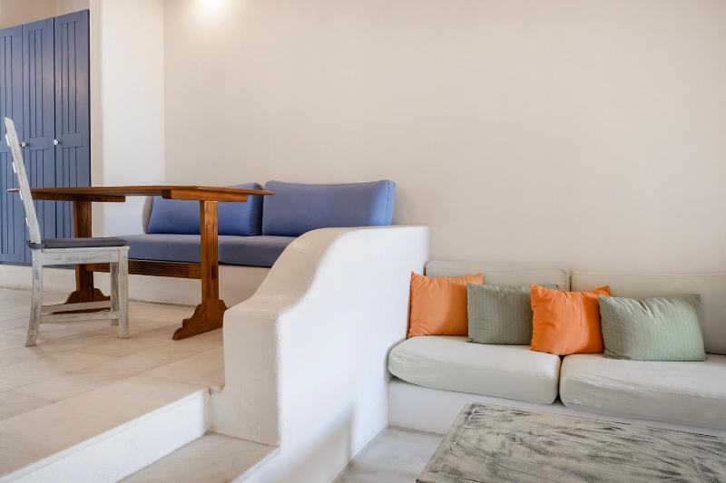 Superior Suite with Garden View image 2