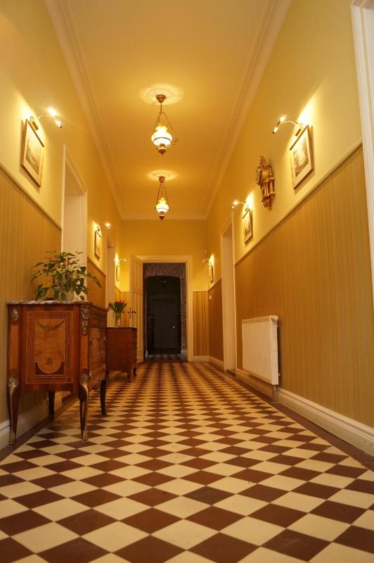 Single Room image 3
