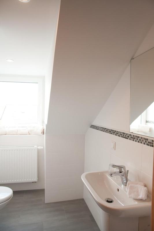 Apartment with four bedrooms image 4