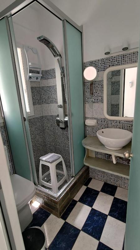Double or Twin Room with Kitchenette corner Pool view image 2