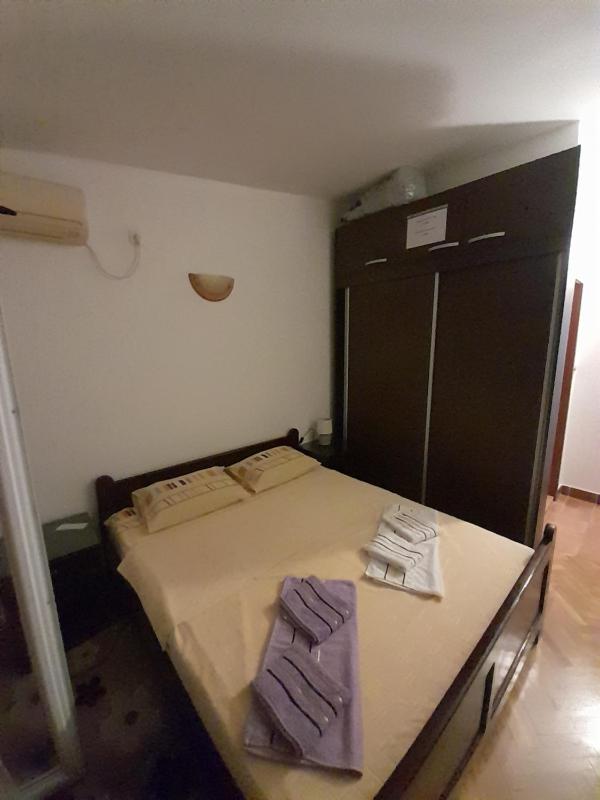Double Room with Balcony and Sea View image 4