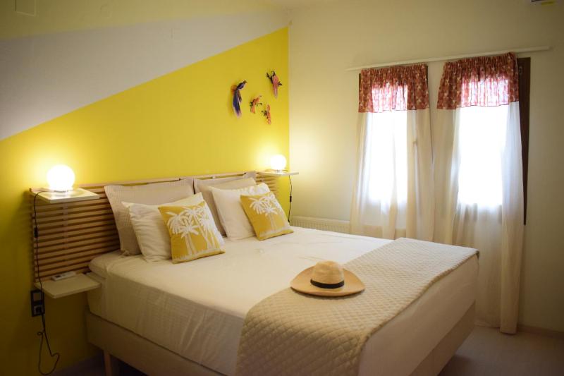Ilian House - image 24