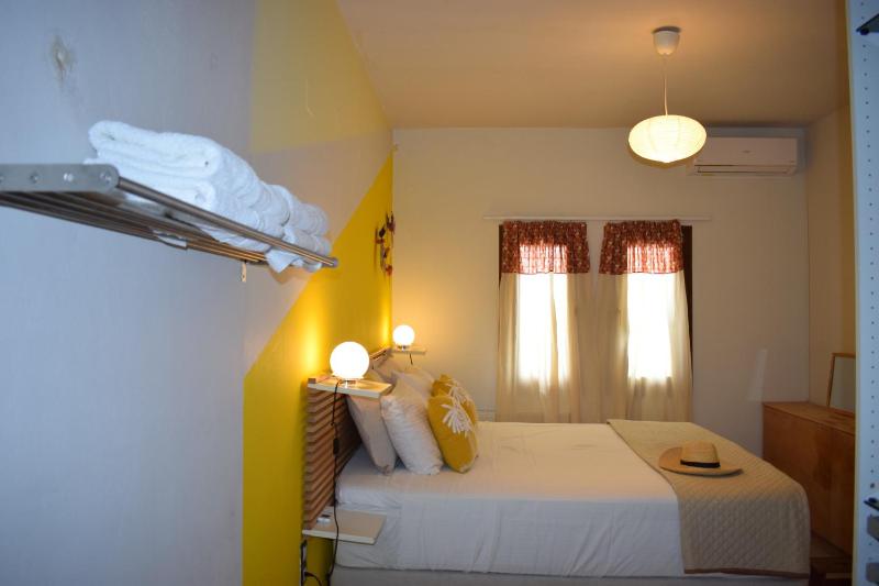 Ilian House - image 29