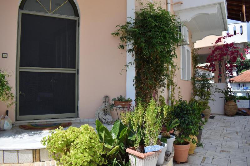 Ilian House - image 25