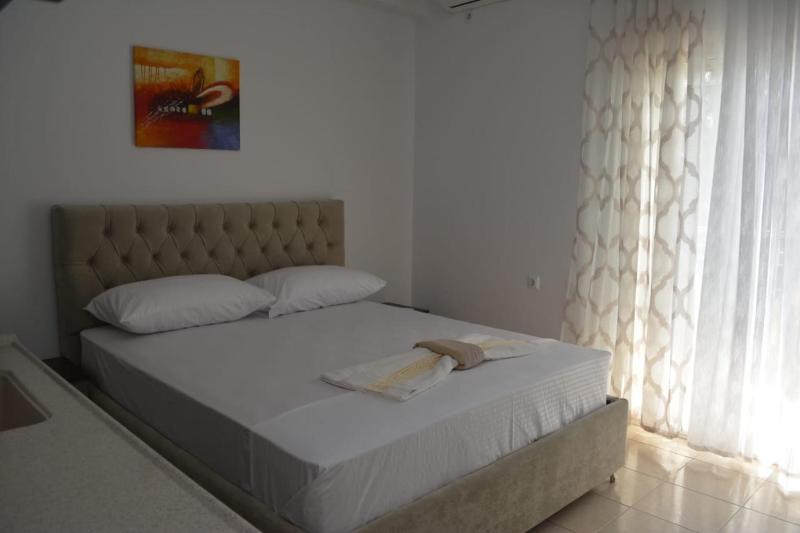Vila Emiljano Ksamil - image 11