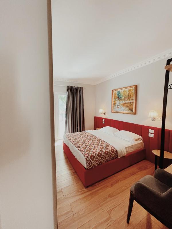Double Room with Mountain View image 2