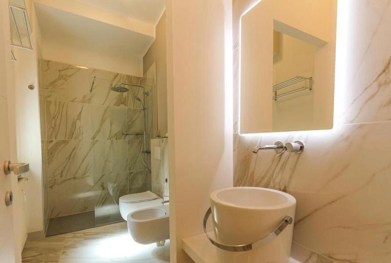 Casanova Luxury Home - image 8