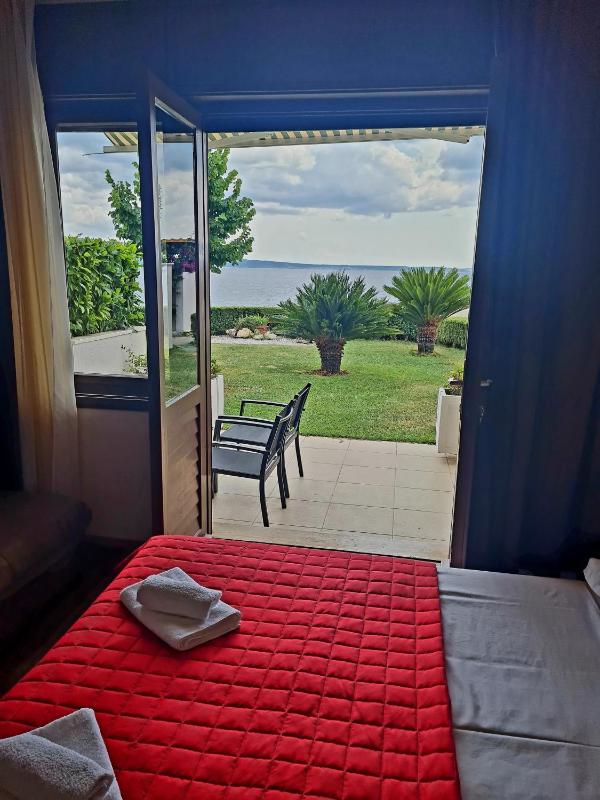 Double Room image 4