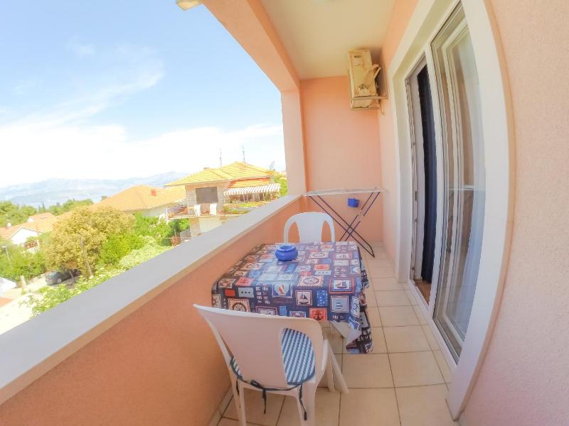 Superior Apartment (2 Adults + 2 Children) image 3