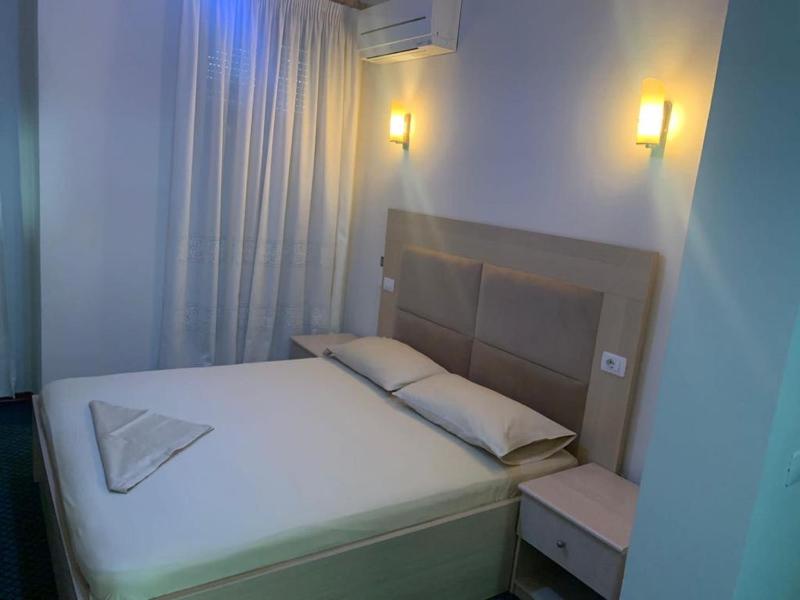 Double Room with Mountain View image 4