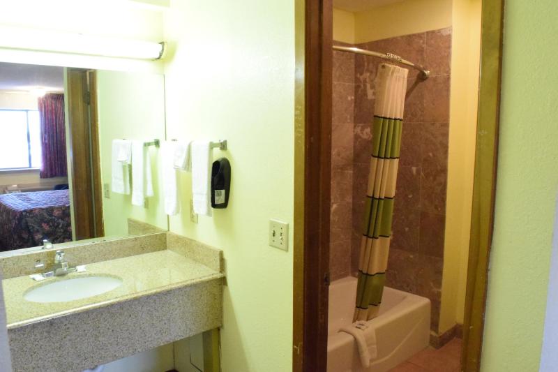 King Room image 2