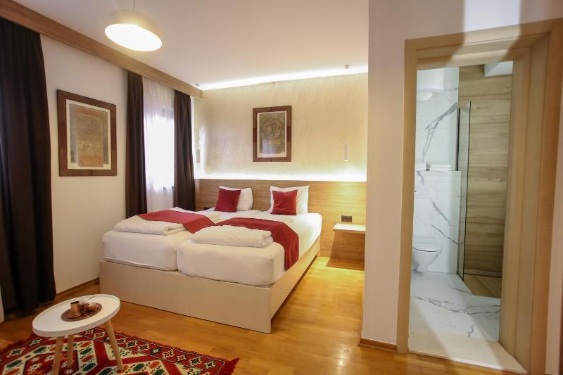 Triple Room image 4