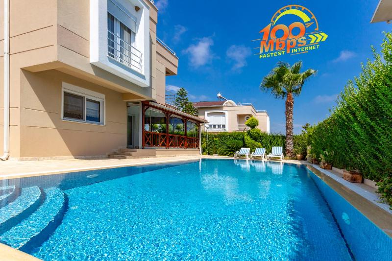 Villa with Private Pool image 4