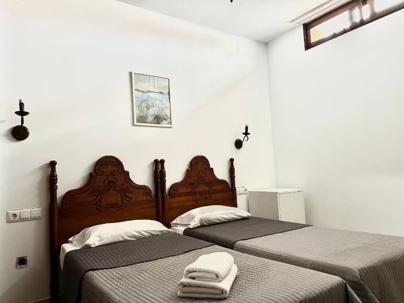 Budget Single Room image 1