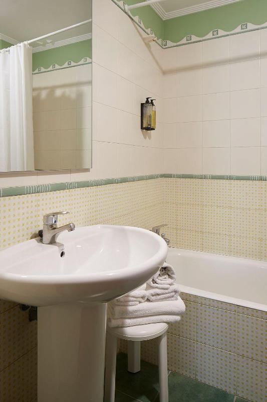 Double or Twin Room image 1