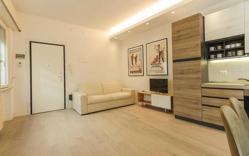 Casanova Luxury Home - image 14