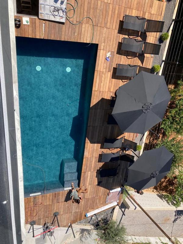 Aparthotel Villa V with heated pool parking and breakfast - image 13