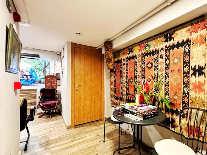 Sultan Pier Hotel - image 8