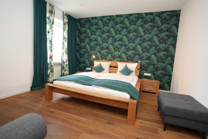 Double Room image 3