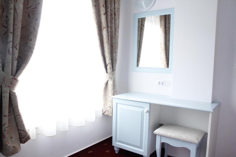 Single Room image 1