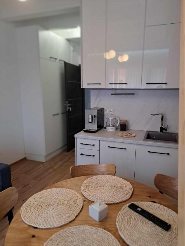 SOLEK Apartamenty hotelowe i pokoje gościnne ze śniadaniem przyjazne zwierzętom wyjątkowe z widokiem na Jezioro Jamno i w bardzo bliskiej odległości od morza - image 10
