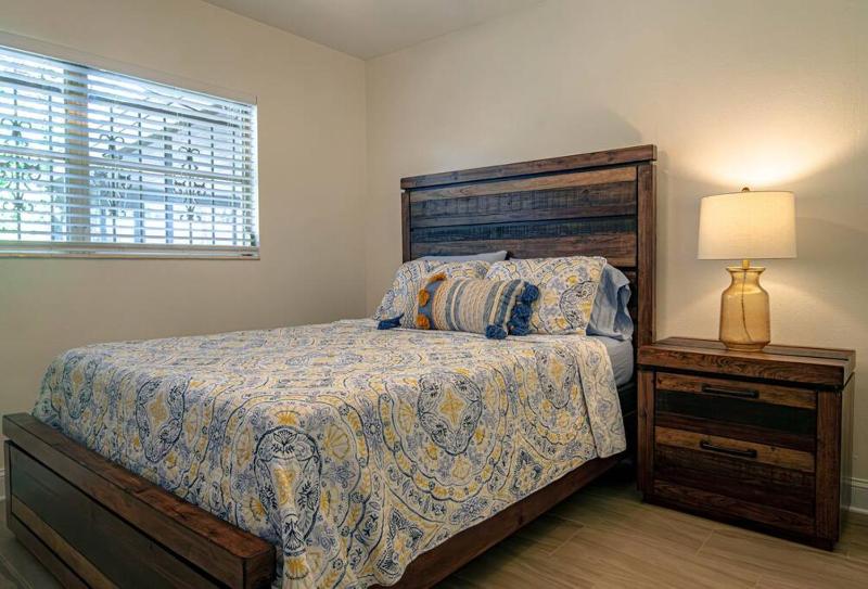 Cozy 3Bdr home in the heart of Tampa - image 20