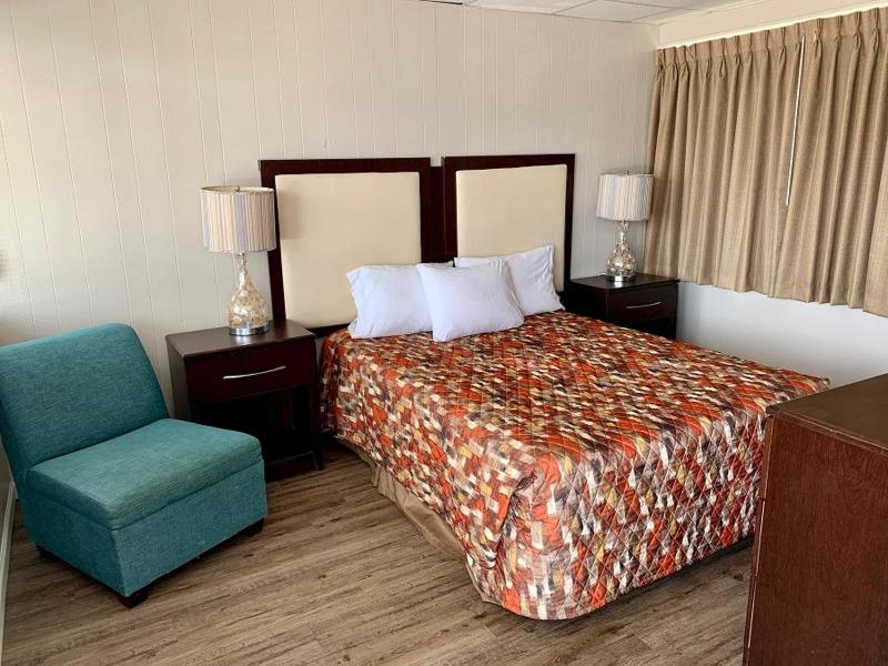 Cabana Motel - image 39