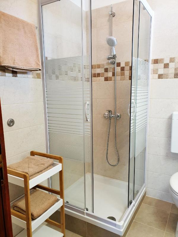 Apartments Zrinka - image 13