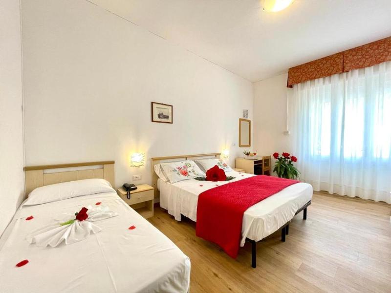 Hotel Trovatore - image 9