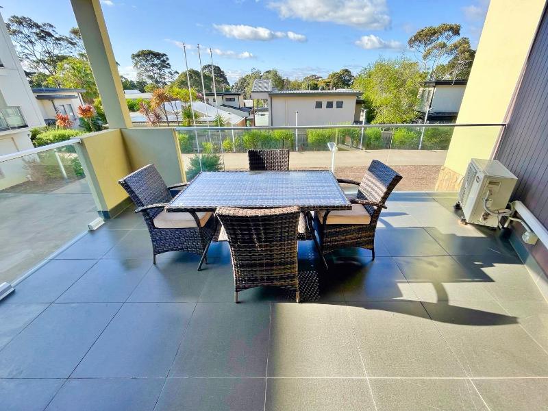 Phillip Island Towers - image 7