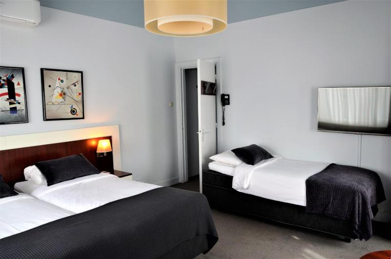 Comfort Triple Room image 1