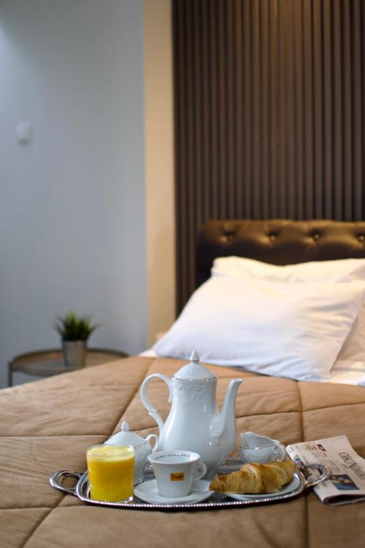 Minoa Athens Hotel - image 7