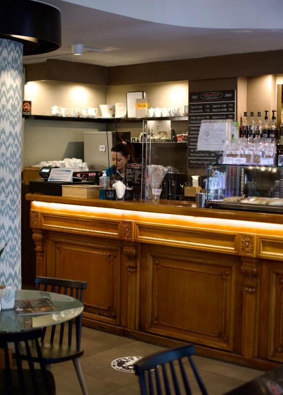 Minoa Athens Hotel - image 5