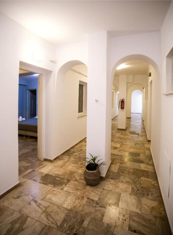 Interior Budget Studio image 2