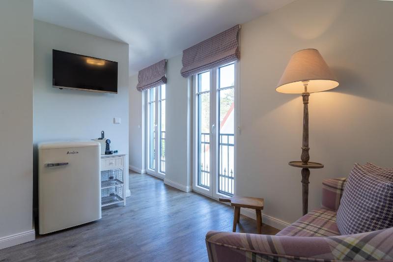 Deluxe Double Room image 3