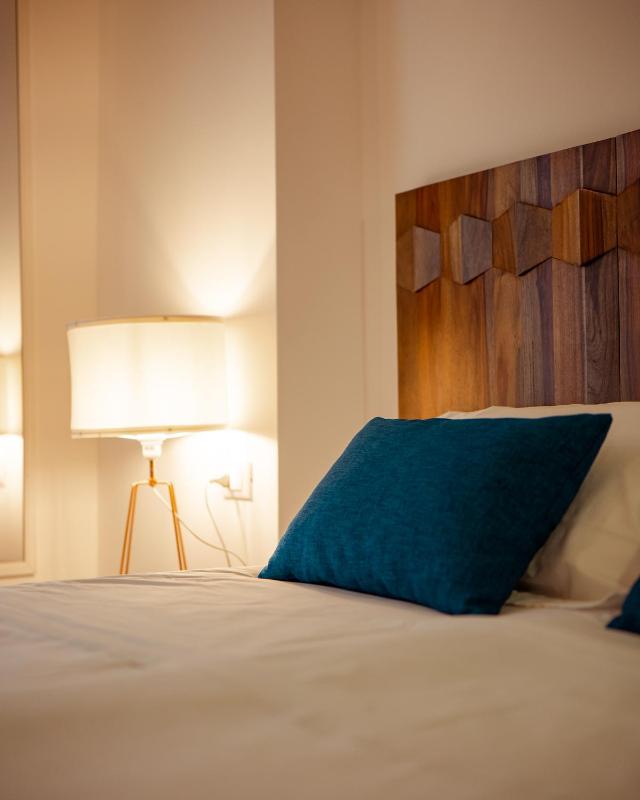 Standard Double Room image 3