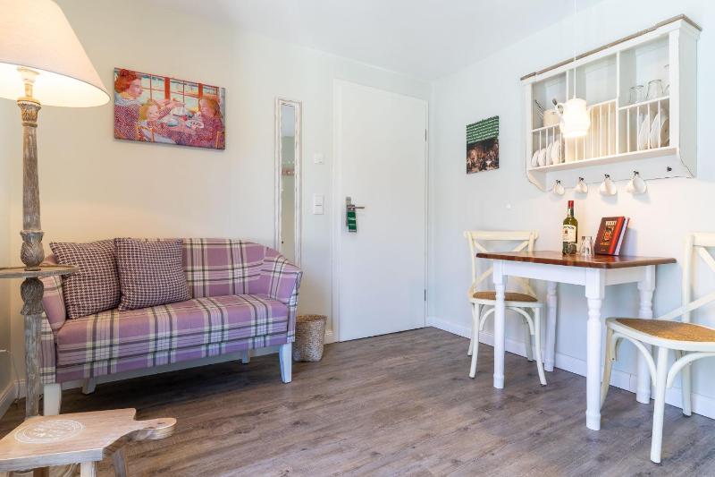 Deluxe Double Room image 2