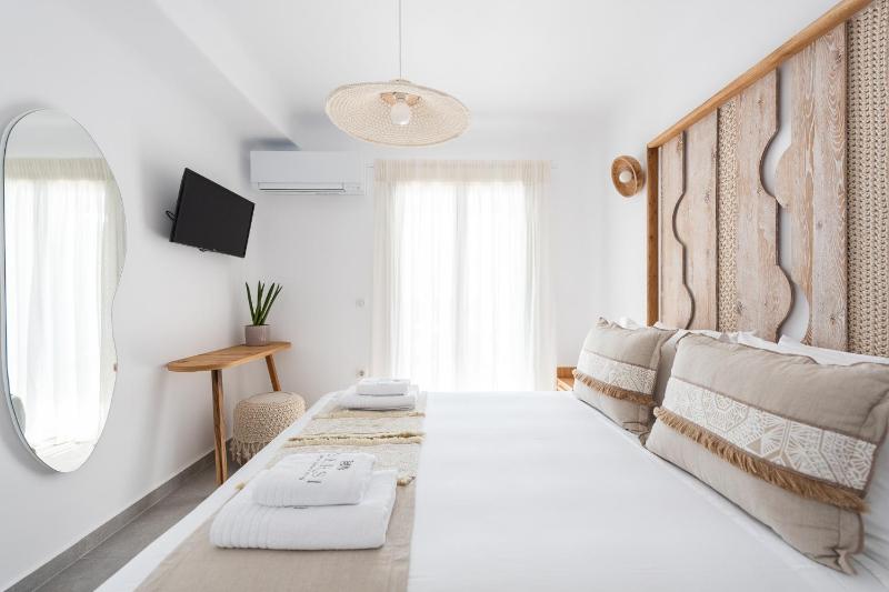 Sersi Paros Villas & Suites-Member of My Villas Hospitality - image 5