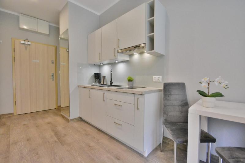 Osiedle Cesarskie Apartamenty - Parking - Apartamenty Bryza - image 34