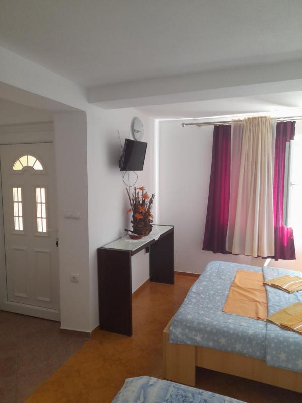 Apartment Tasa image 3